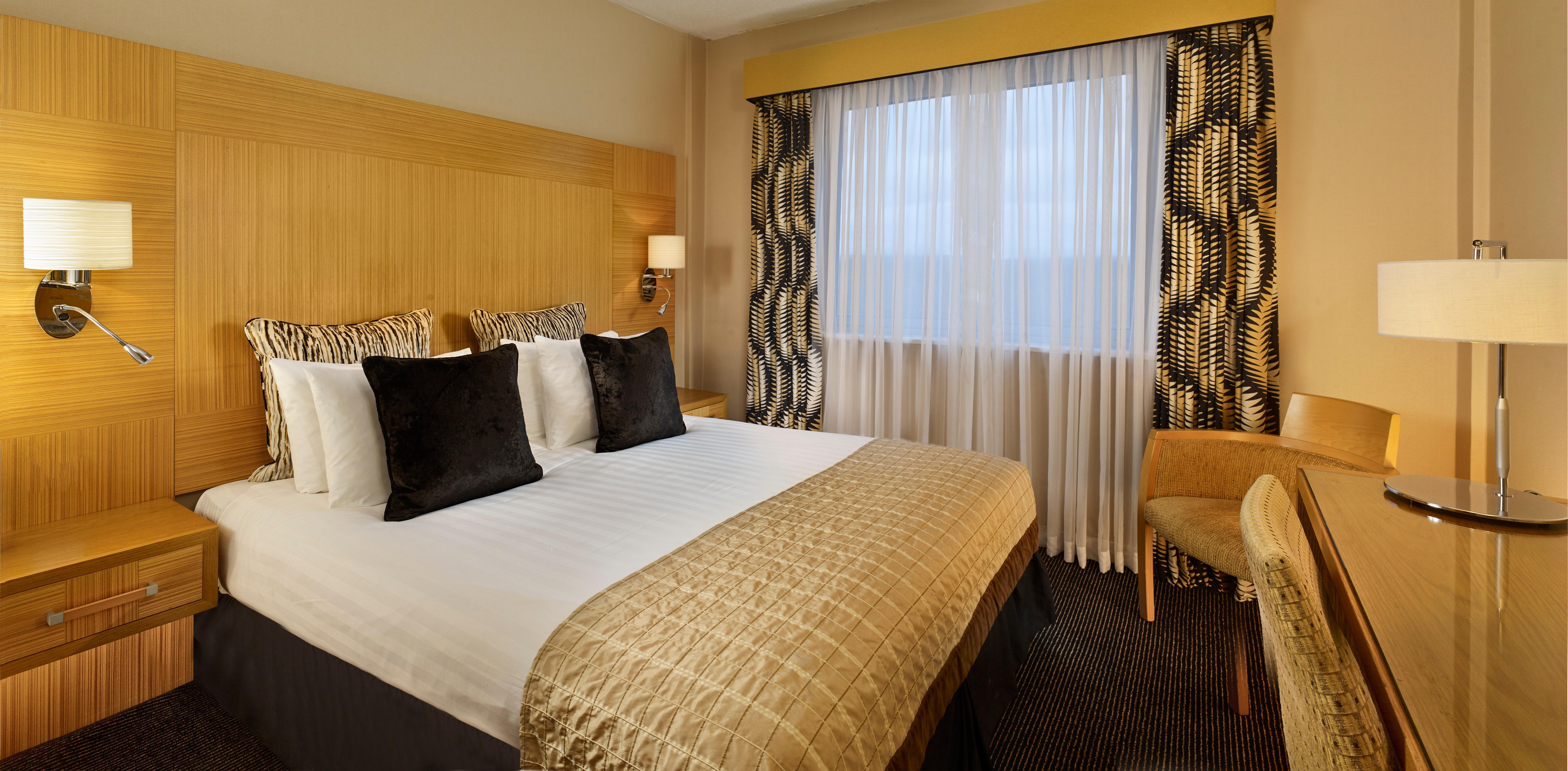 Crowne Plaza London - Gatwick Airport, An Ihg Hotel Crawley  Bagian luar foto