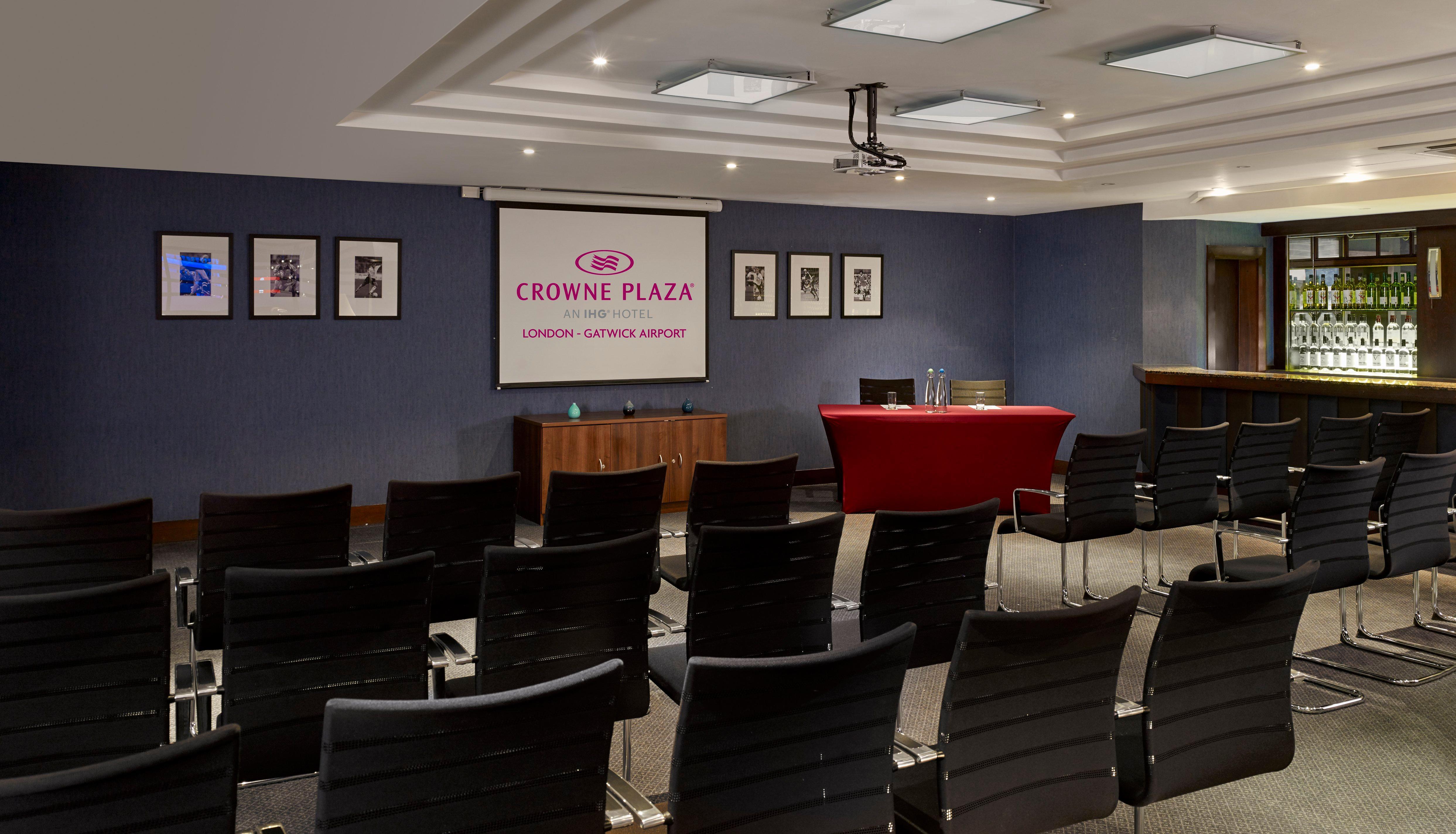 Crowne Plaza London - Gatwick Airport, An Ihg Hotel Crawley  Bagian luar foto