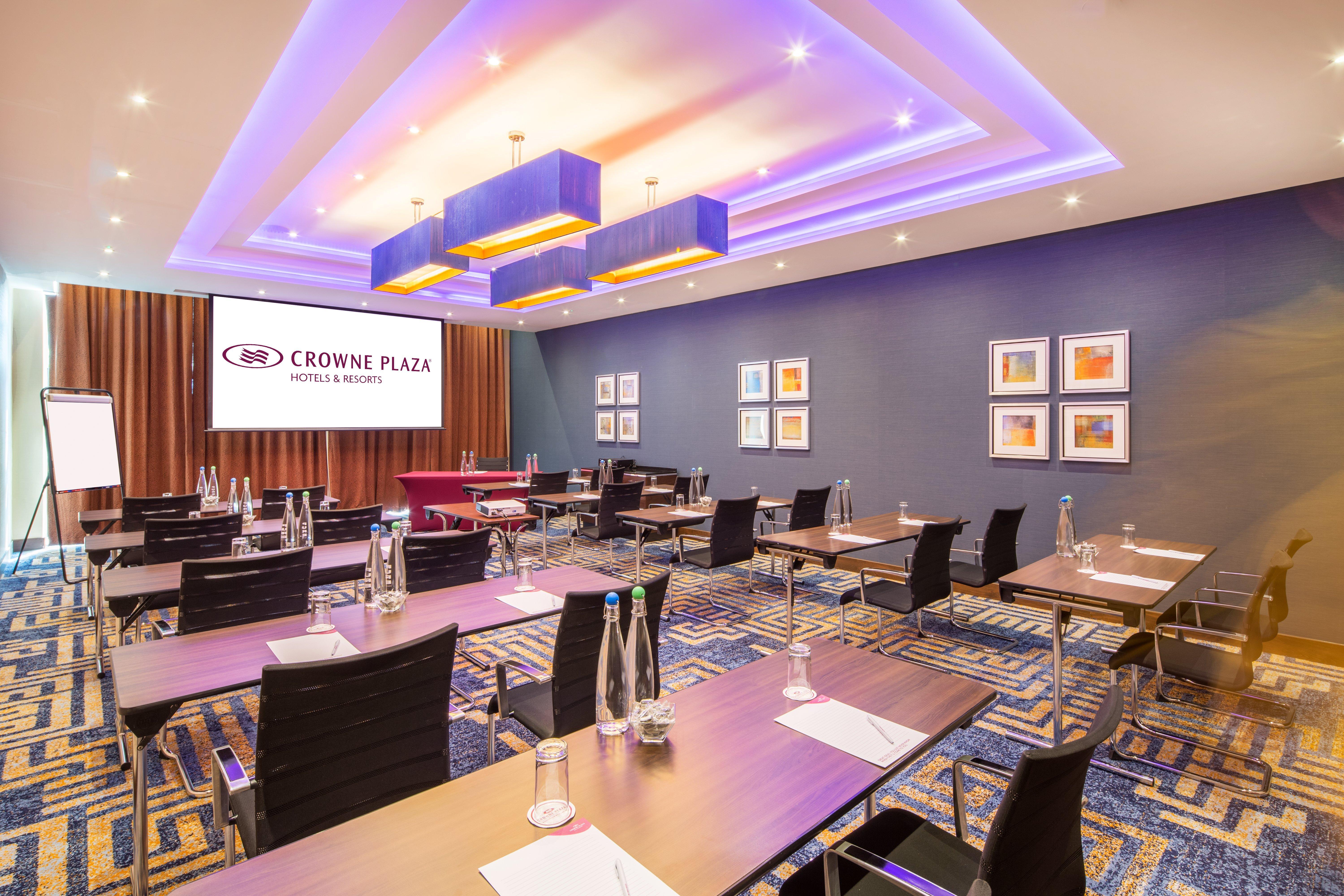 Crowne Plaza London - Gatwick Airport, An Ihg Hotel Crawley  Bagian luar foto