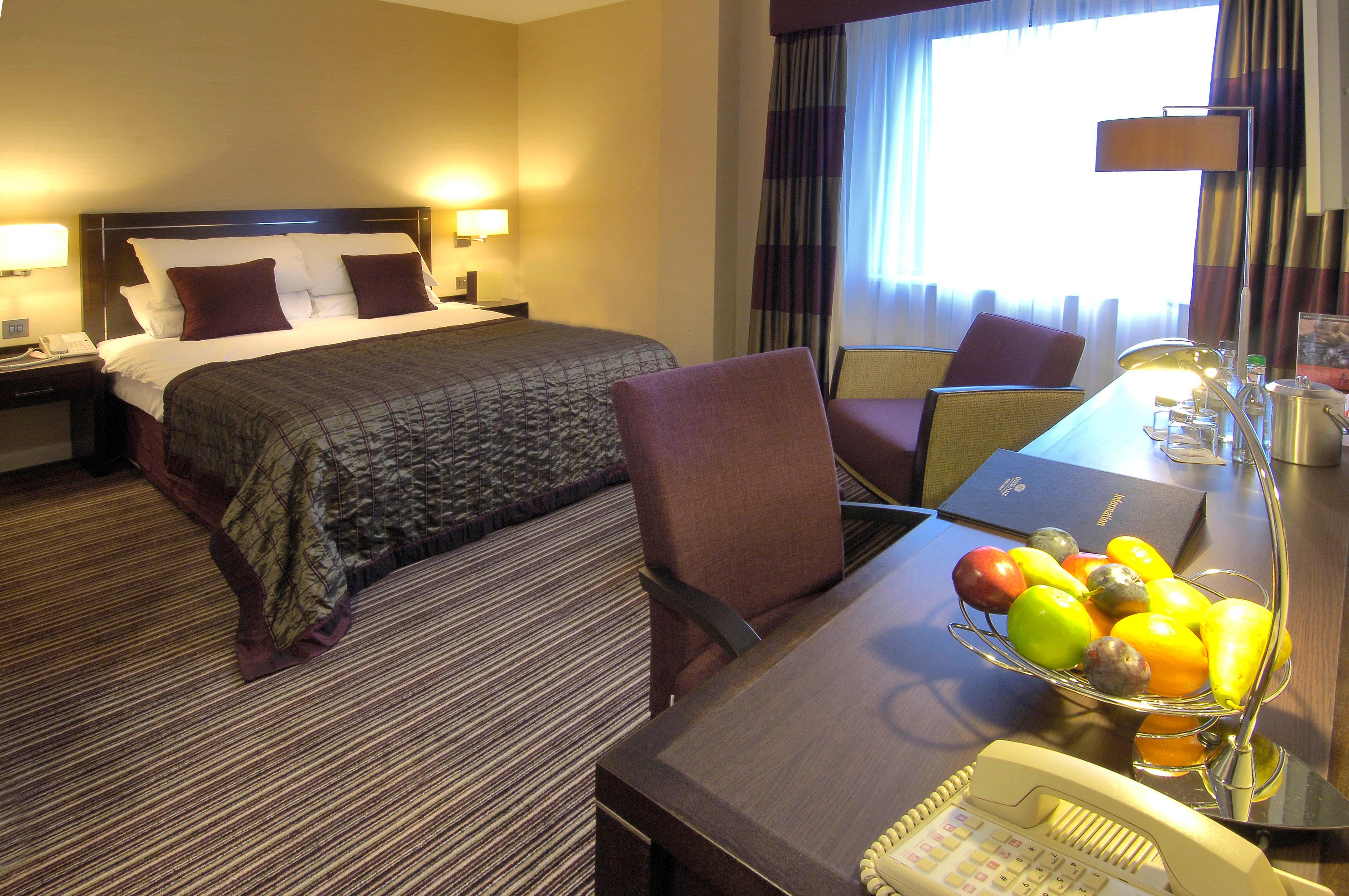 Crowne Plaza London - Gatwick Airport, An Ihg Hotel Crawley  Bagian luar foto