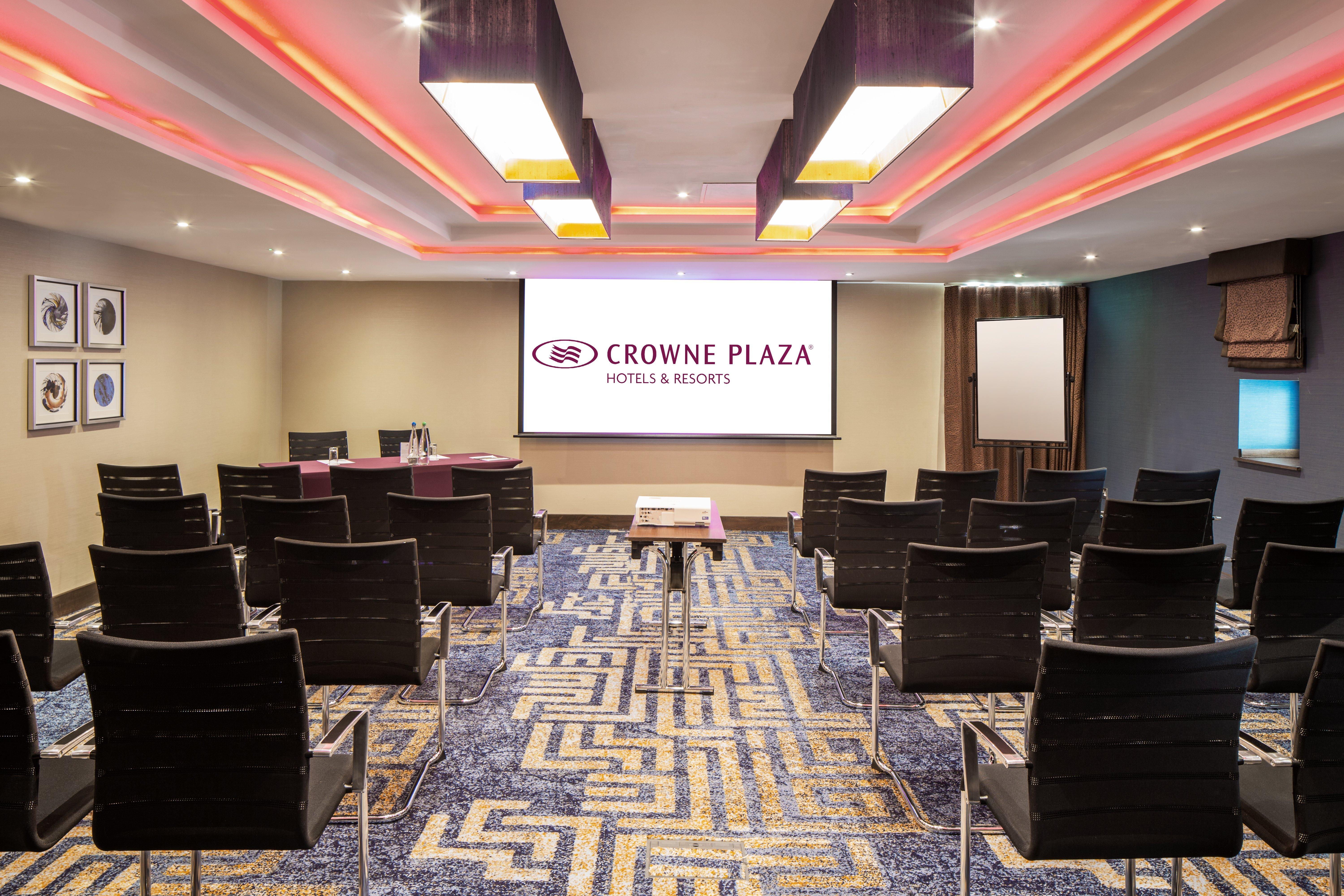 Crowne Plaza London - Gatwick Airport, An Ihg Hotel Crawley  Bagian luar foto