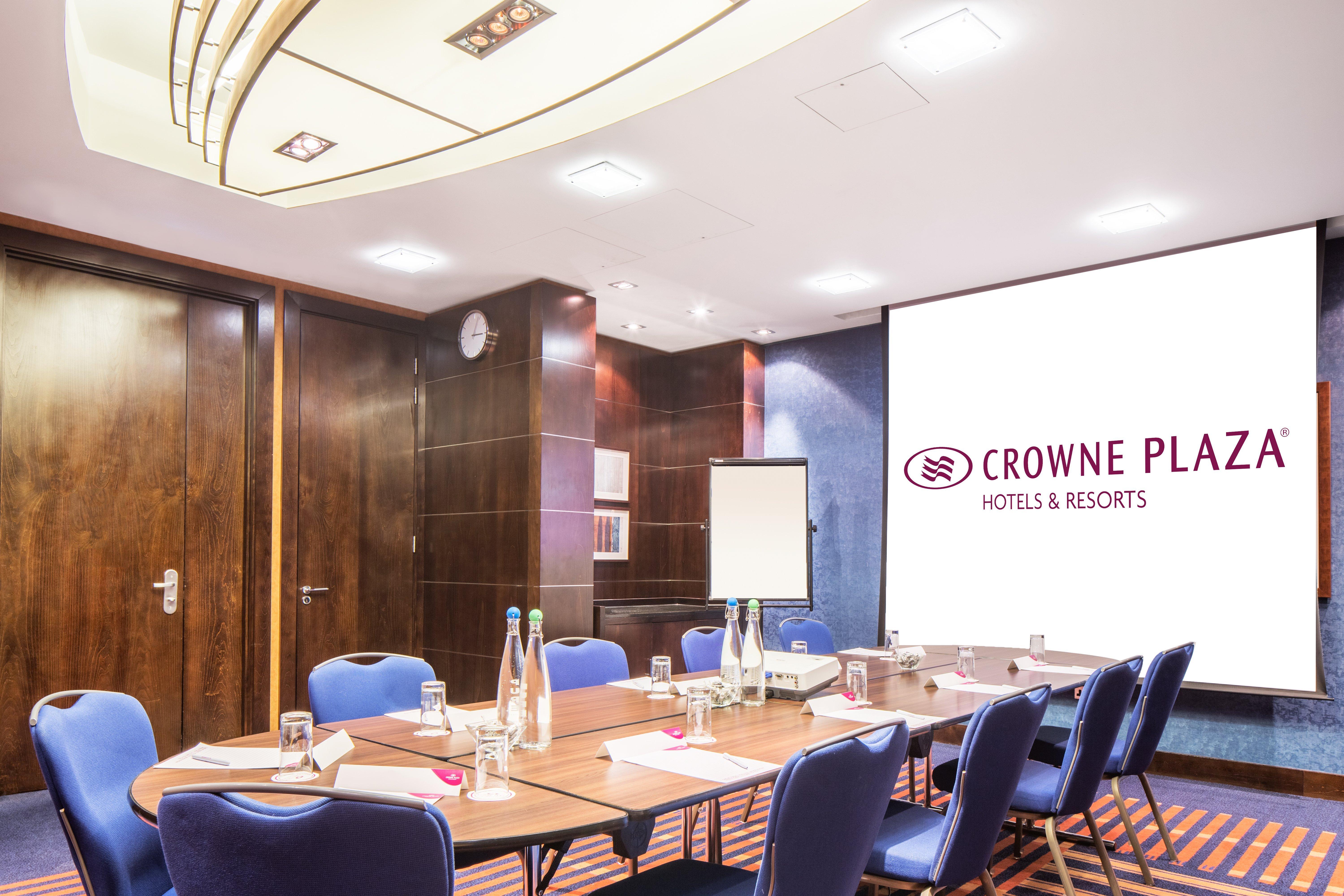 Crowne Plaza London - Gatwick Airport, An Ihg Hotel Crawley  Bisnis foto