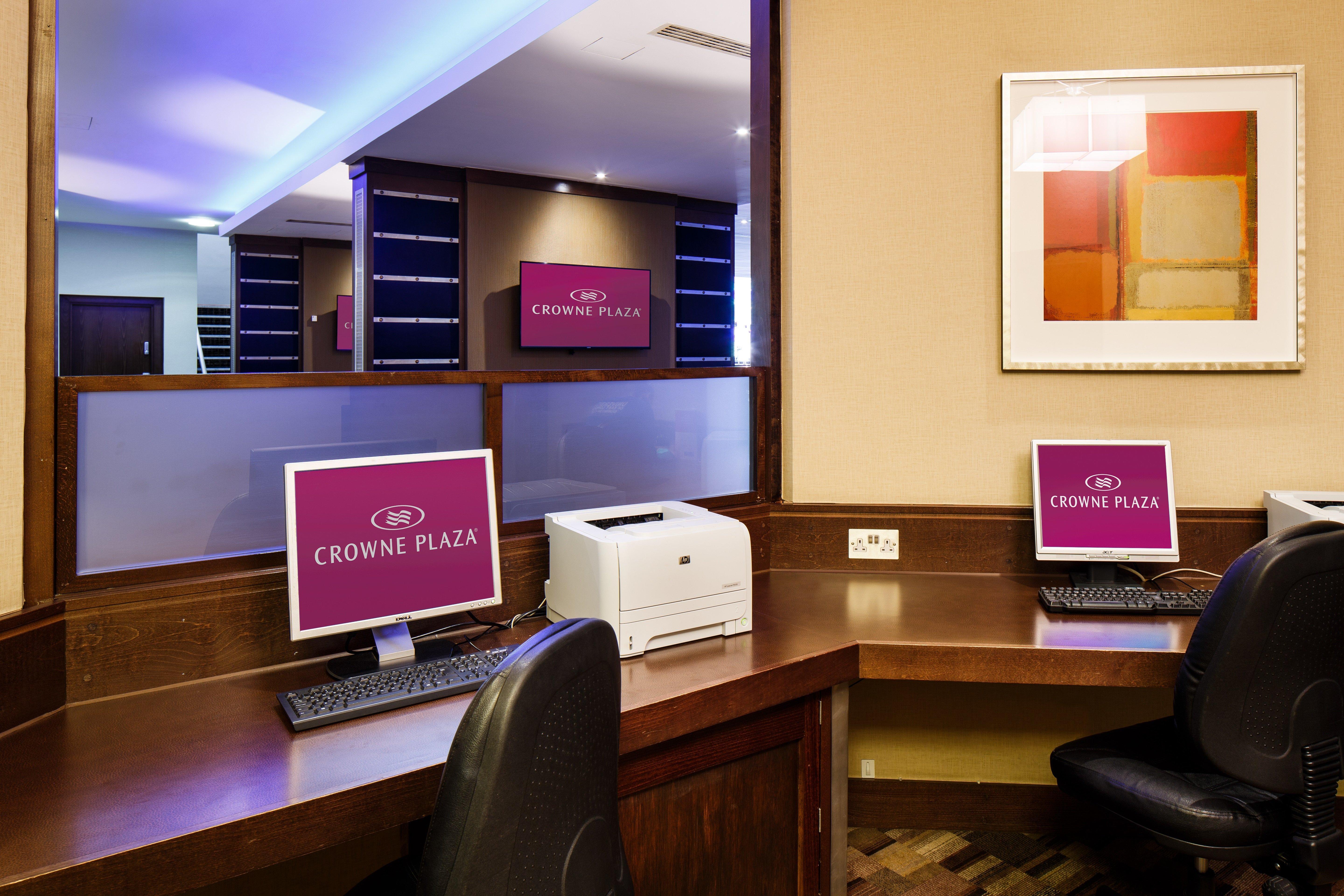 Crowne Plaza London - Gatwick Airport, An Ihg Hotel Crawley  Bagian luar foto