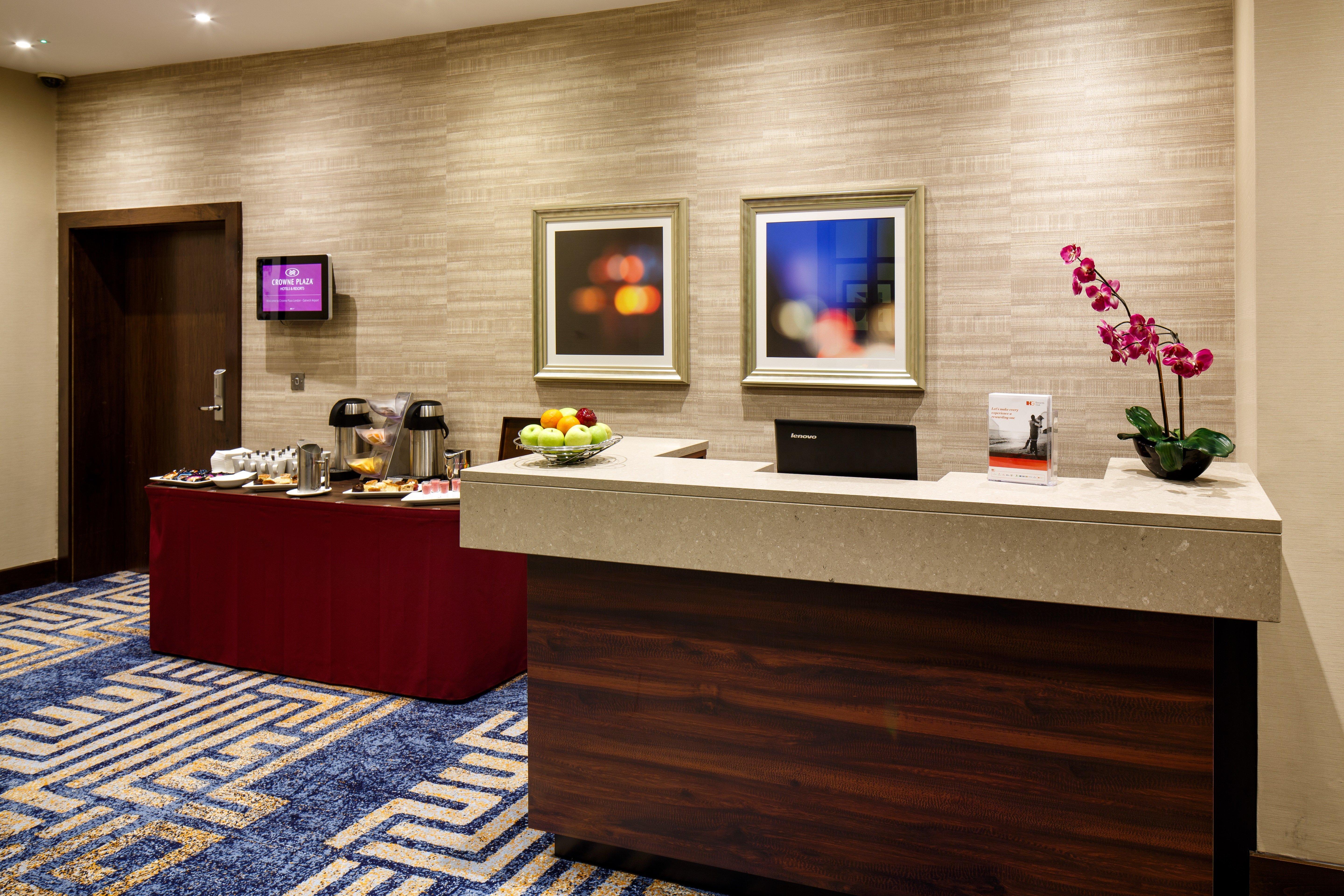 Crowne Plaza London - Gatwick Airport, An Ihg Hotel Crawley  Bagian luar foto