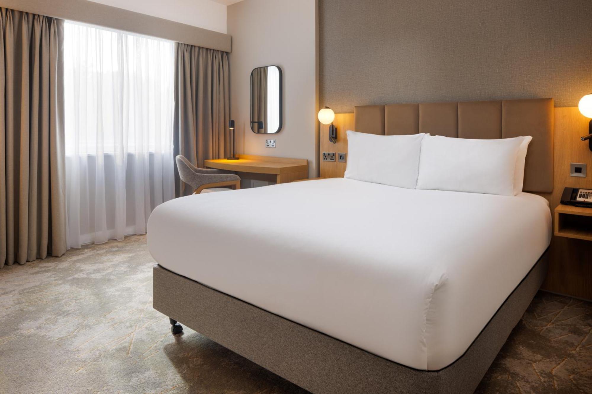 Crowne Plaza London - Gatwick Airport, An Ihg Hotel Crawley  Bagian luar foto