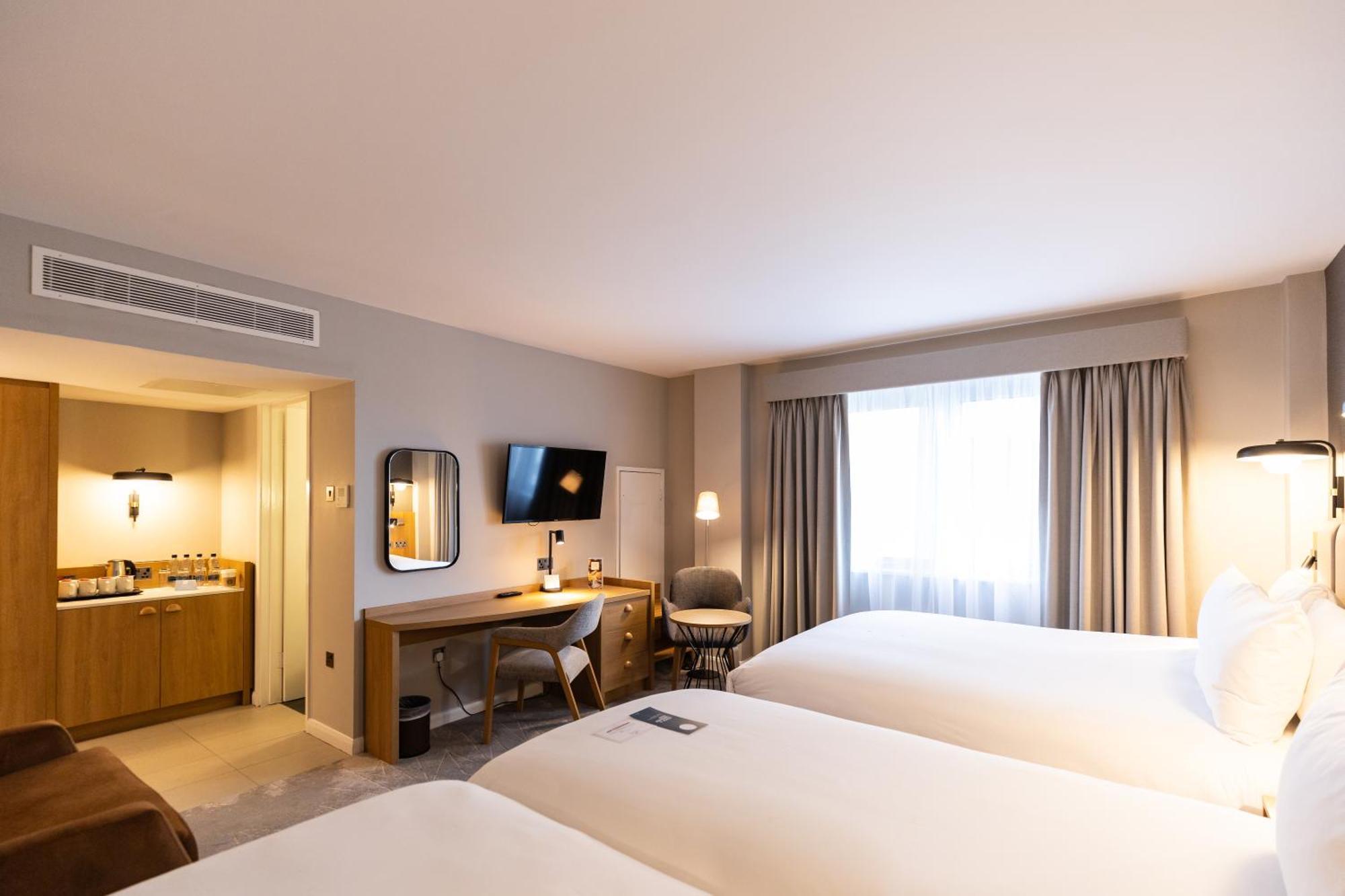 Crowne Plaza London - Gatwick Airport, An Ihg Hotel Crawley  Bagian luar foto